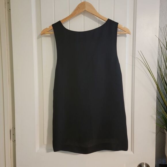 Theory Asymmetrical Neckline Sleeveless Top - Picture 2 of 7